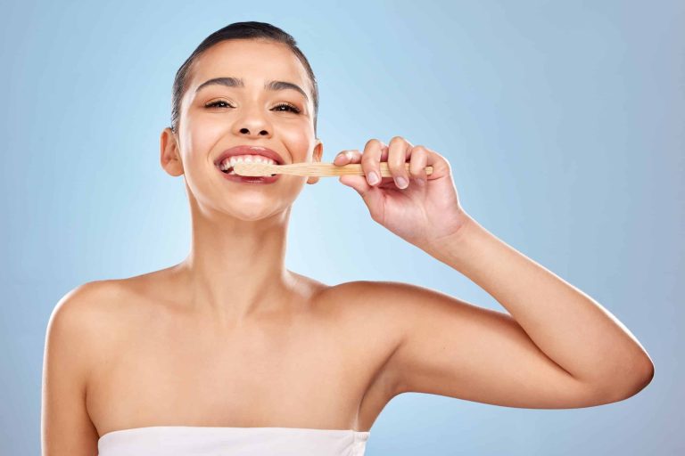Dental prosthesis maintenance
