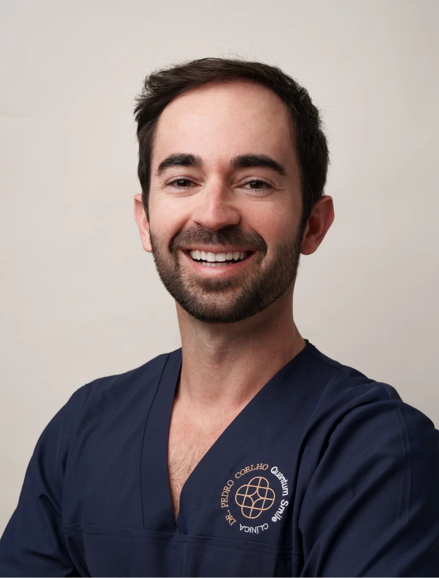Dr. André Rodeia - Médico Dentista