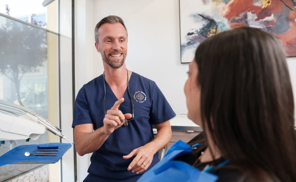 Smile Advisor com avaliação e planeamento personalizado do sorriso na Clínica Dr. Pedro Coelho em Oeiras