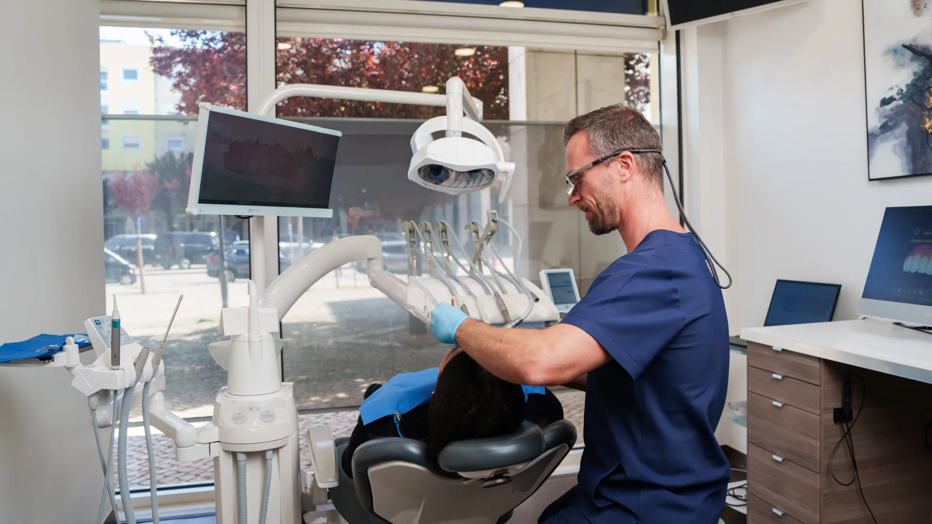 Marcar consulta com dentista em Oeiras na Clínica Dr. Pedro Coelho